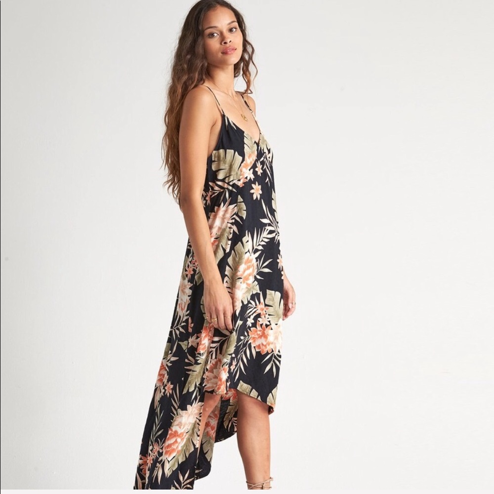 🌴🌼BILLABONG- THE BEST DRESS🌼🌴 - Picture 3 of 9